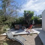 ヴィラ Bord De 6 Couchages Avec Jardin Et Garage