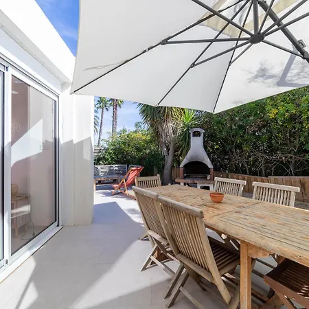 Bord De 6 Couchages Avec Jardin Et Garage * La Grande-Motte