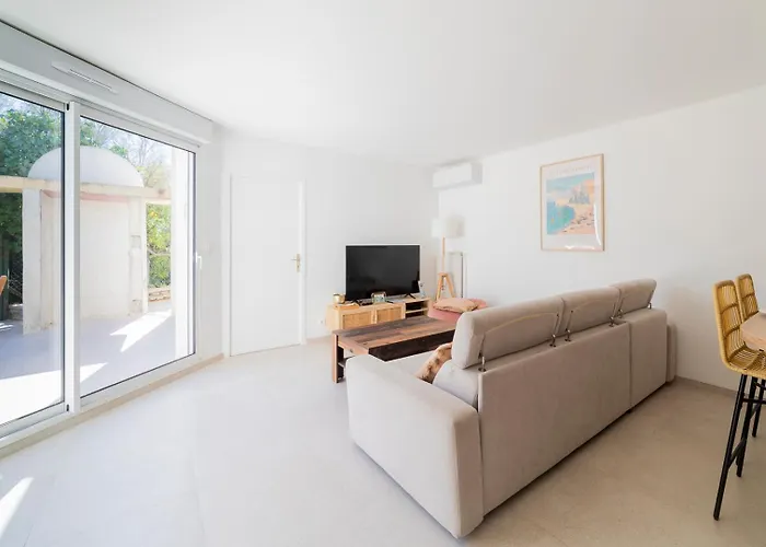 Bord De 6 Couchages Avec Jardin Et Garage Вилла *